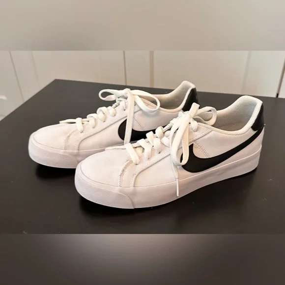 Nike Court Royale AC Canvas Shoe - Picture 8 of 10